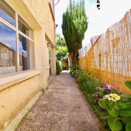 La Maison De L 'evescat La Seyne-sur-Mer